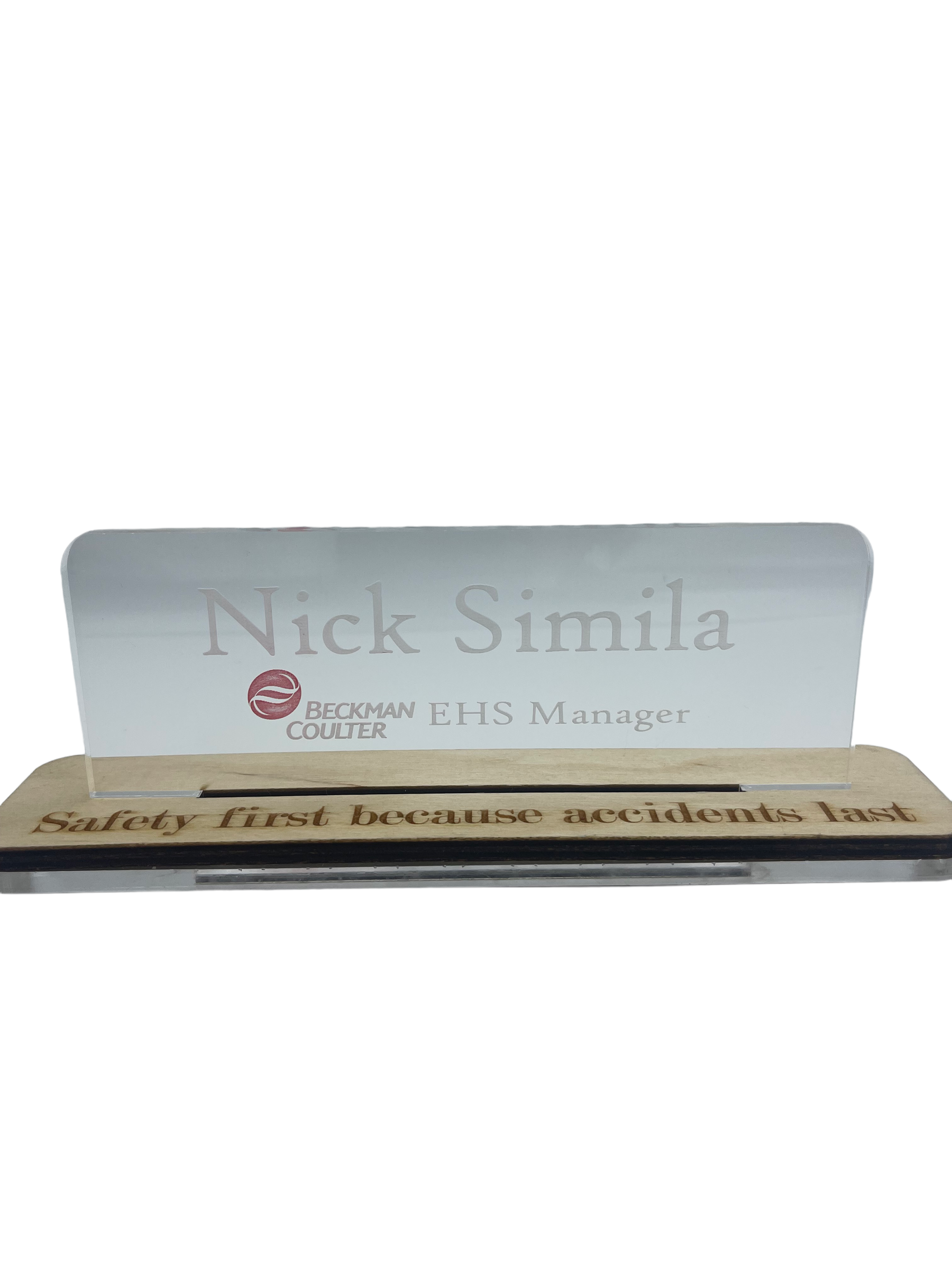 desk-name-plate-str8lin-laser-design